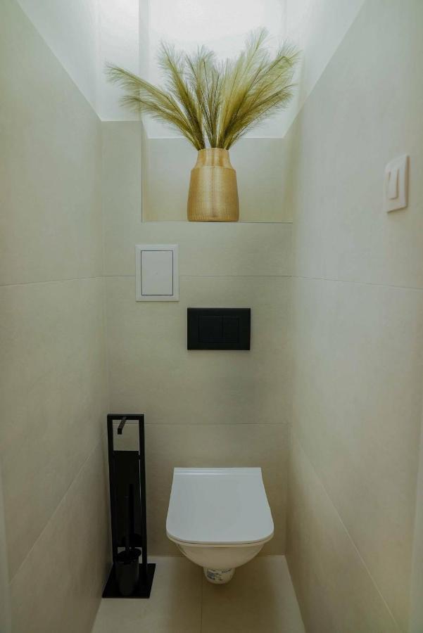 Corvin Avenue Premium Central Apartment بودابست المظهر الخارجي الصورة