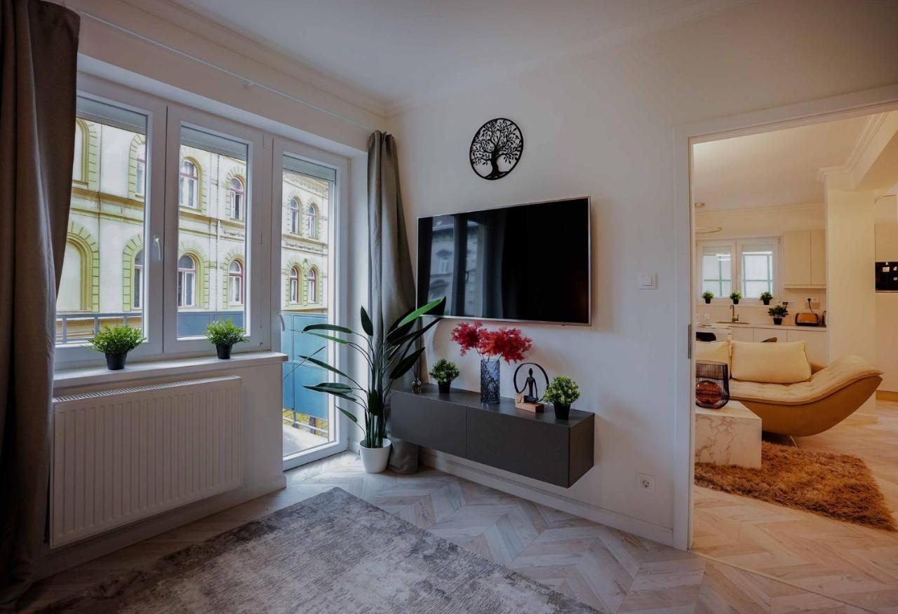 Corvin Avenue Premium Central Apartment بودابست المظهر الخارجي الصورة