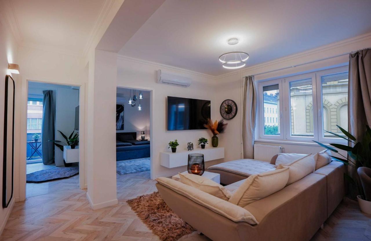 Corvin Avenue Premium Central Apartment بودابست المظهر الخارجي الصورة